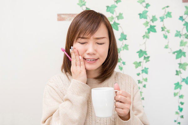 歯根破折や口内炎