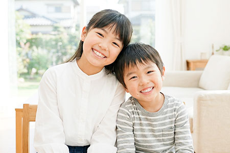 笑顔の姉弟