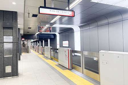 淀屋橋の駅構内